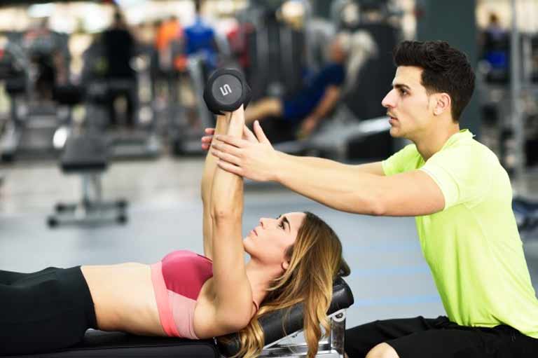 Tips berlatih fitness dengan baik dan benar untuk kesehatan otot