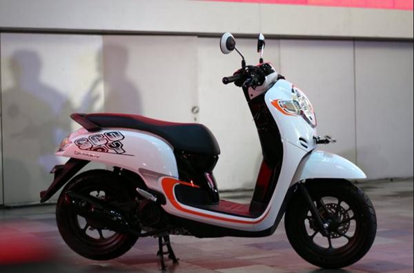Review Sepeda motor All New Scoopy